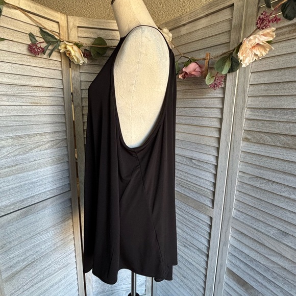 FIRST LOVE Women’s SZ 3X Black V-Neck Sleeveless Blouse, VHemline, Gathered Back - Picture 4 of 16